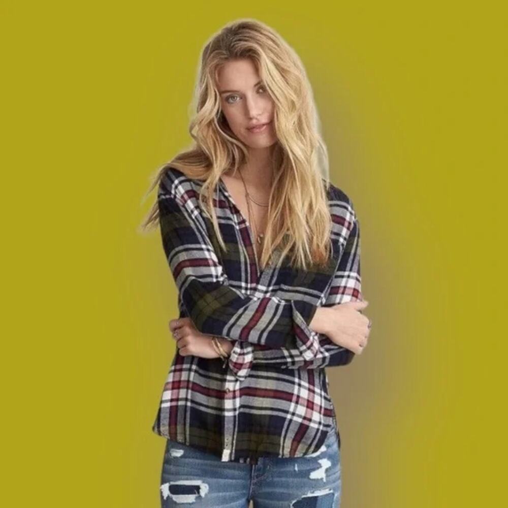 American eagle outfitters Soft Boyfriend Fit Plaid Flannel Button Down Shirt XS